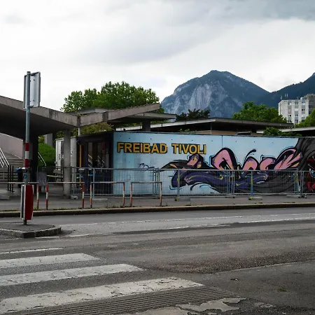 Near Bergisel Jump 아파트 *